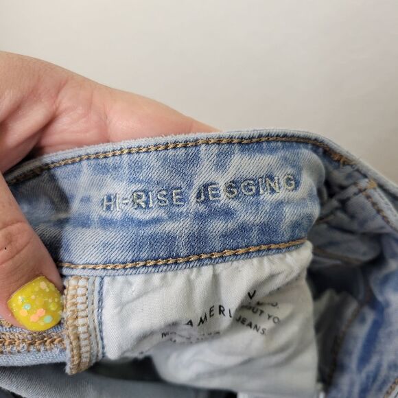 American Eagle Light Wash High-Rise Stretch Denim Jeggings – Size 0 (Short) - Picture 2 of 10
